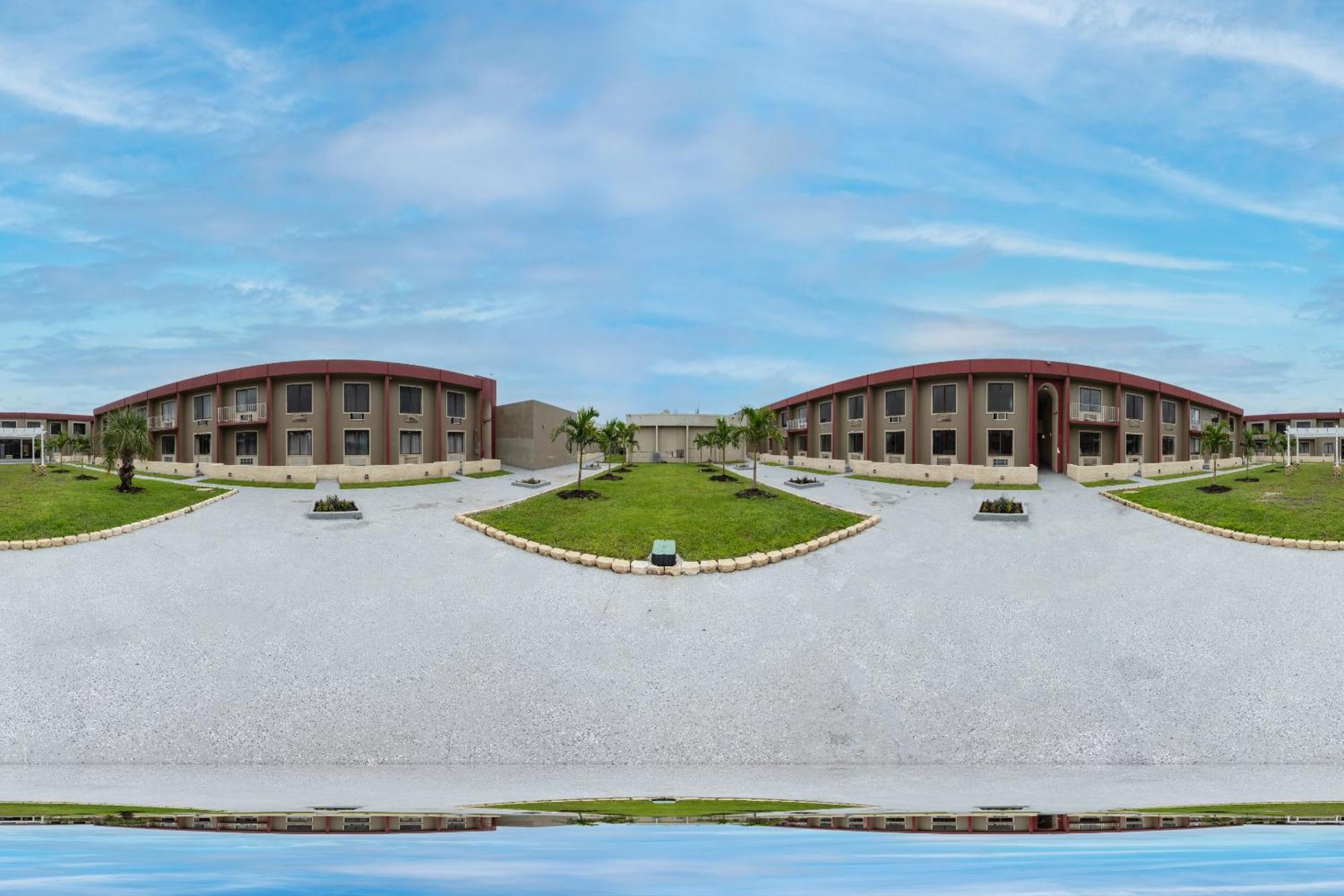 Oyo Hotel Orlando Airport Экстерьер фото