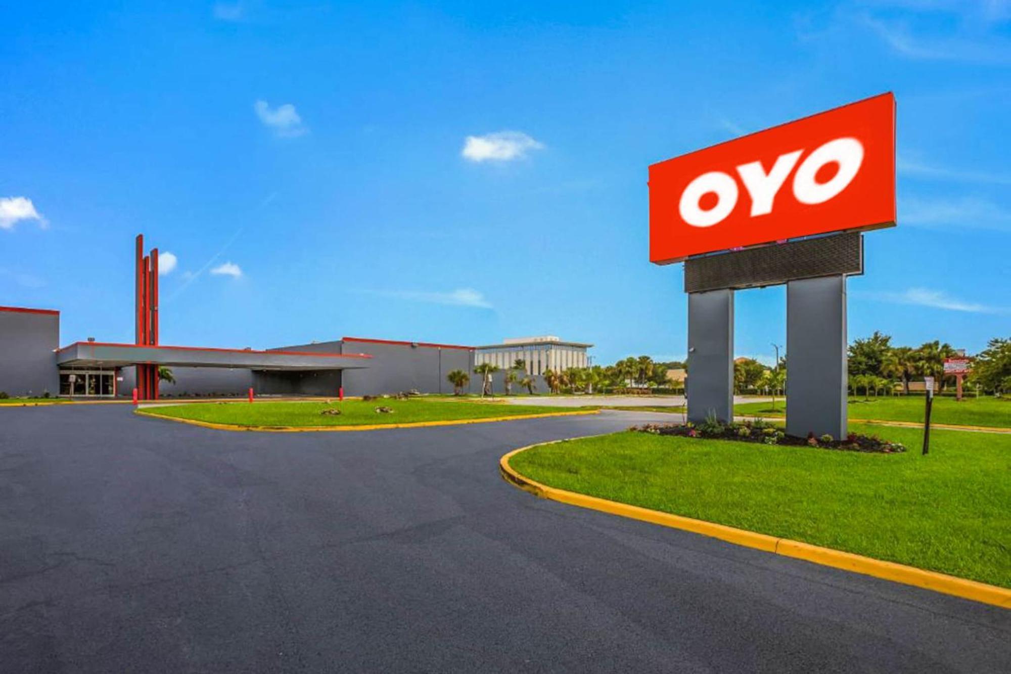 Oyo Hotel Orlando Airport Экстерьер фото
