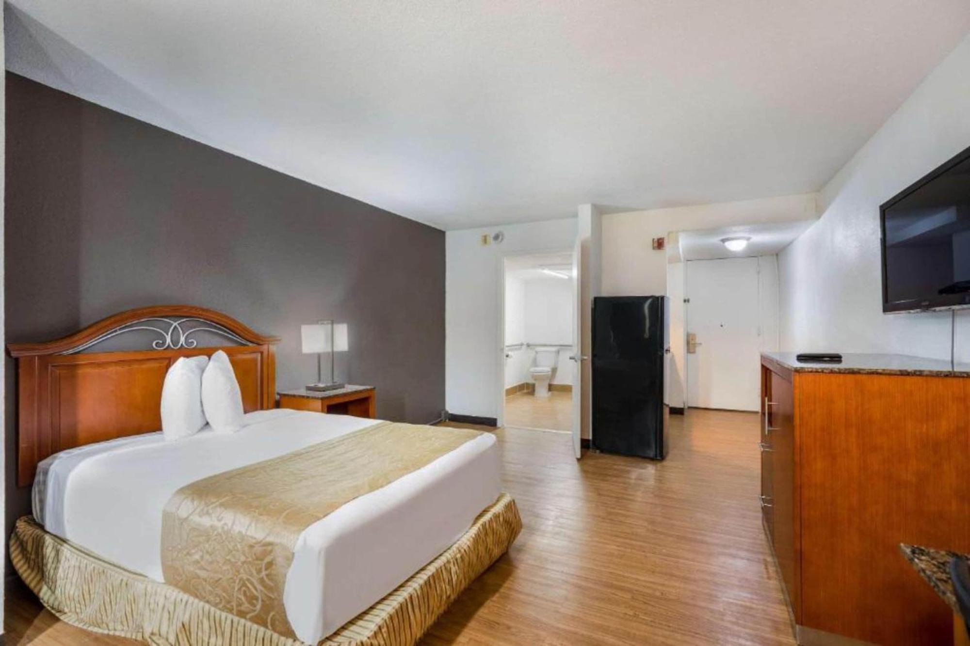 Oyo Hotel Orlando Airport Экстерьер фото