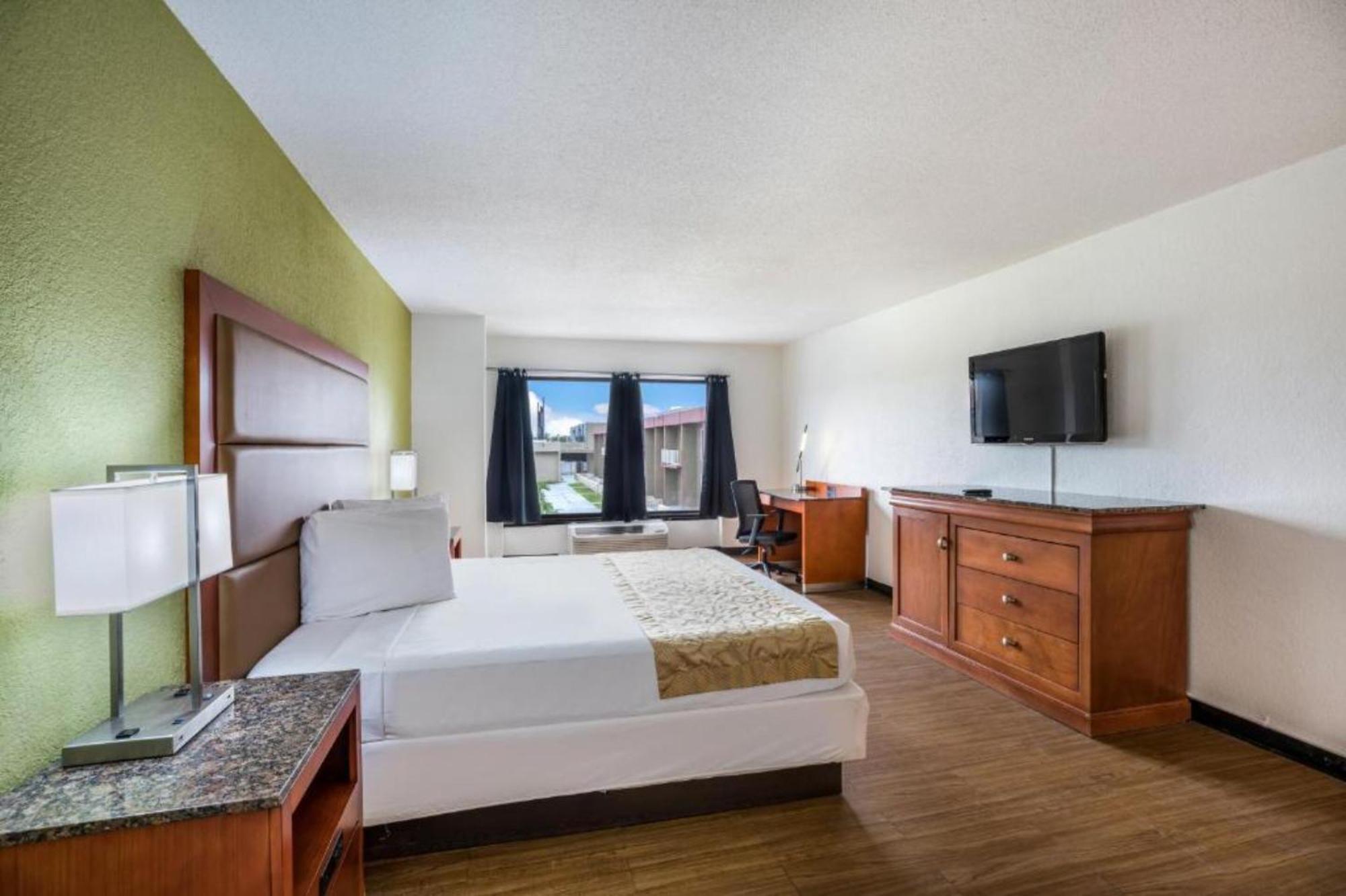 Oyo Hotel Orlando Airport Экстерьер фото
